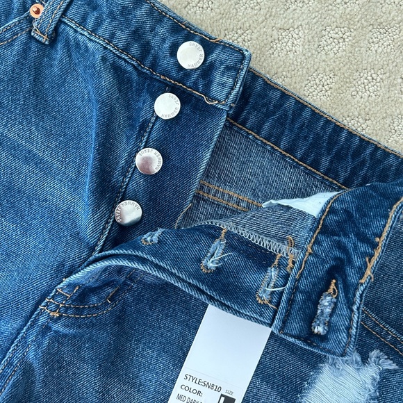Jean Shorts NWT - Picture 4 of 5